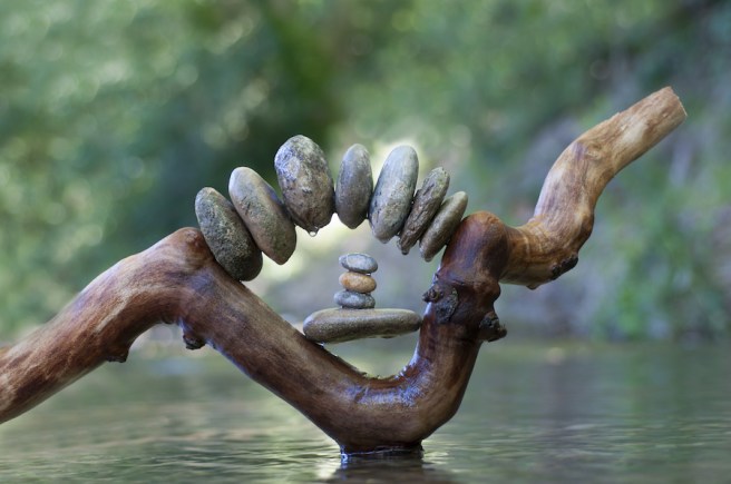 7daysPRESENT-seven-days-present-mindfulness-and-meditation-videos